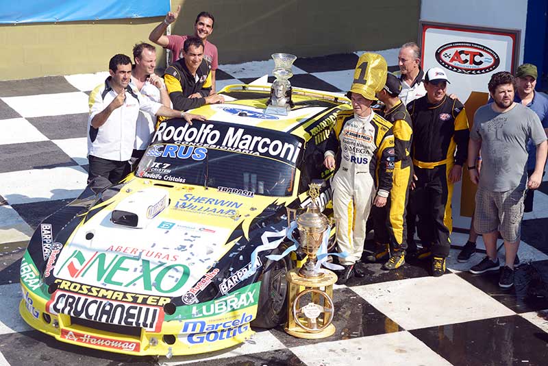 Gurí Martínez campeón 2015