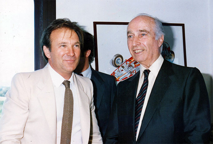 Tulio Crespi y Juan Manuel Fangio