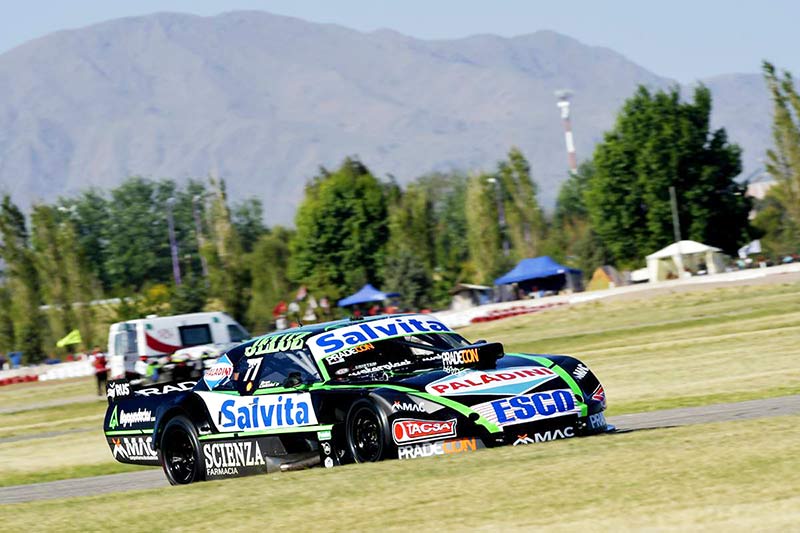 Dodge de TC de Diego Ciantini.