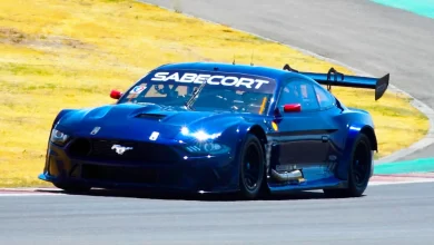 Mustang de TC girando en San Juan