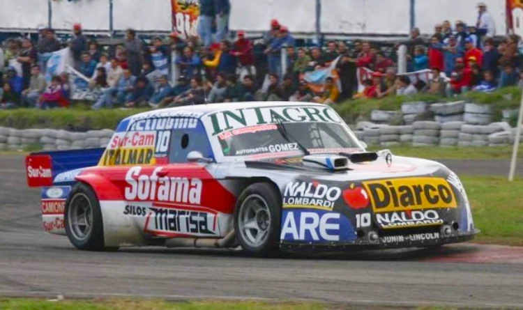 Falcon de Ponce de León en la pista