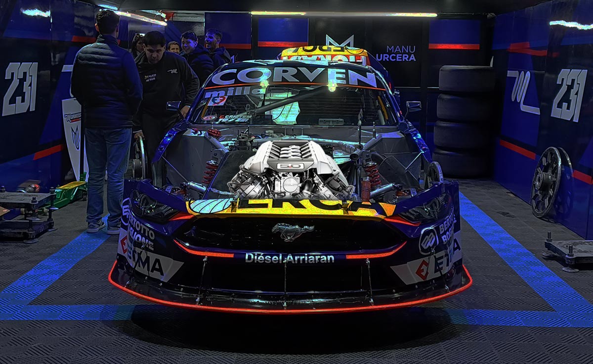 Ford Mustang de TC con motor V8.