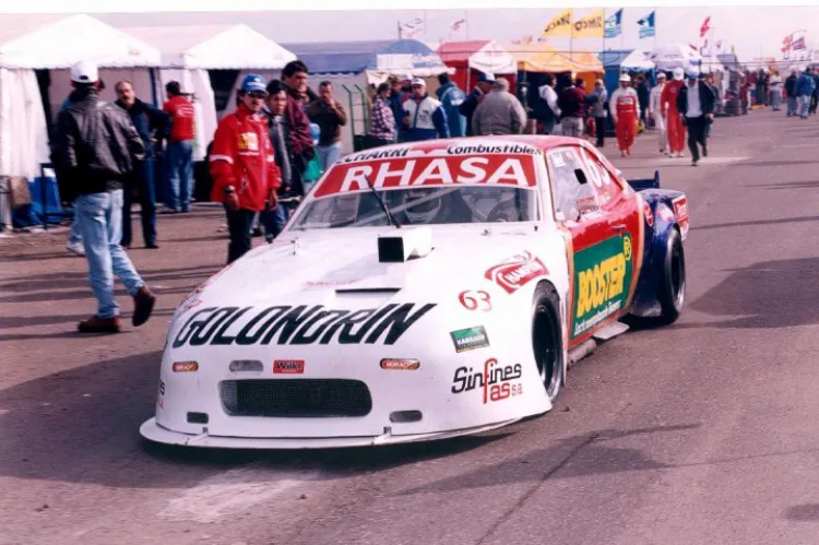 Dodge de Raúl Petrich 1998.