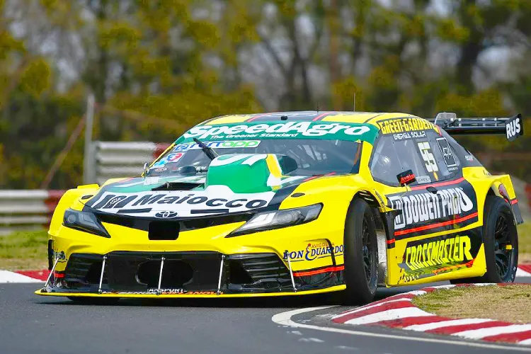 Toyota Camry de Nueva Generación de Agustín Martínez.