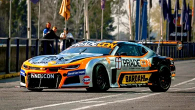 Ledesma probando el Camaro de TC en La Plata.