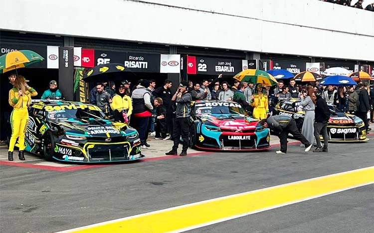 Los Chevrolet Camaro de TC del LRD.