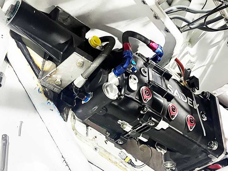 La caja Sadev colocada en el Ford Mustang de TC de Werner.