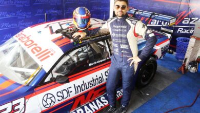 Martín Vázquez en el box de TC.